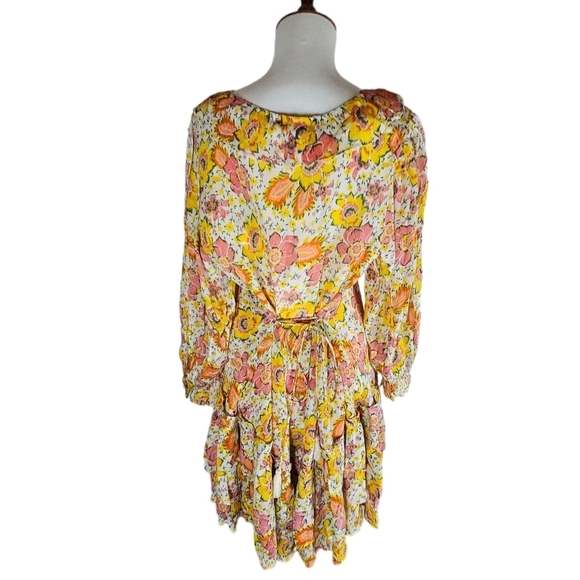 Cleobell Audrey Mini Floral Yellow Dress Large NWT - Picture 3 of 9